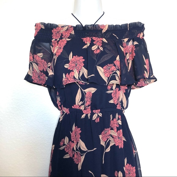 Express Off Shoulder Floral Maxi Dress - Picture 3 of 10